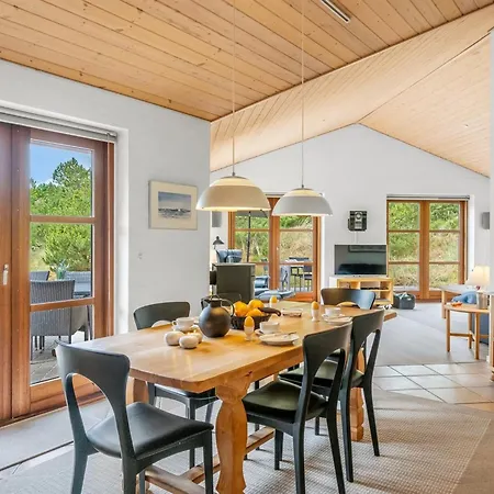Thormar - 1-5km From The Sea By Interhome